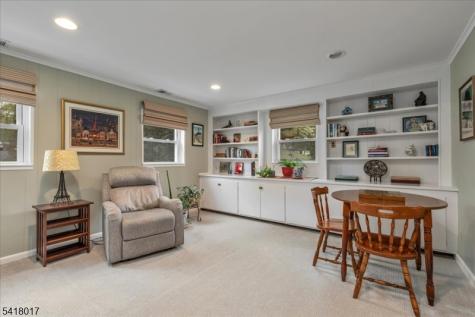77 Windsor Way Berkeley Heights NJ 07922