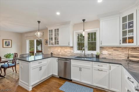 77 Windsor Way Berkeley Heights NJ 07922