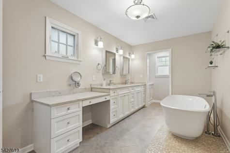 44 Londonderry Way Summit NJ 07901