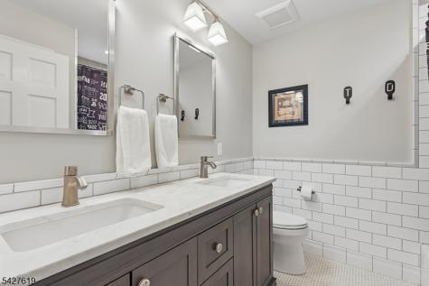 44 Londonderry Way Summit NJ 07901