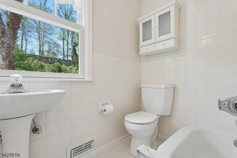 44 Londonderry Way Summit NJ 07901
