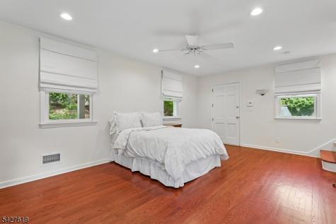 44 Londonderry Way Summit NJ 07901