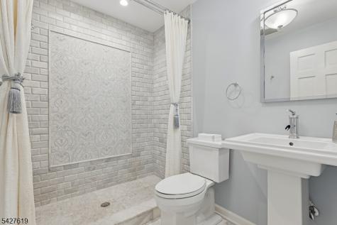 44 Londonderry Way Summit NJ 07901
