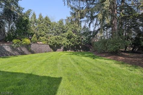 44 Londonderry Way Summit NJ 07901