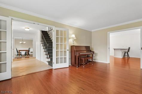 44 Londonderry Way Summit NJ 07901
