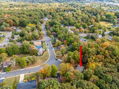 8 Woodmere Road North Brunswick NJ 08902