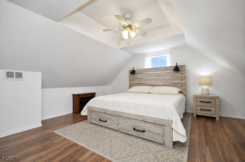 217 Bergen Street Woodbridge NJ 07095