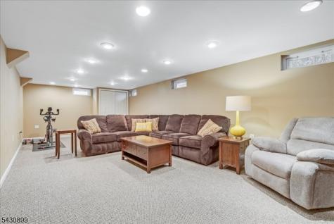7 Heritage Drive Sparta NJ 07871