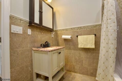 14 Fuller Place Irvington NJ 07111
