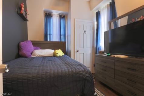 14 Fuller Place Irvington NJ 07111