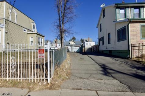 14 Fuller Place Irvington NJ 07111