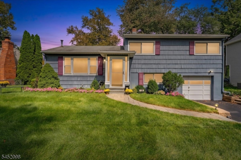 130 S Glenwood Road Fanwood NJ 07023