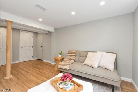 130 S Glenwood Road Fanwood NJ 07023