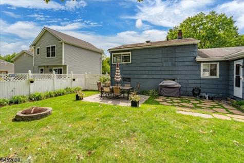 130 S Glenwood Road Fanwood NJ 07023