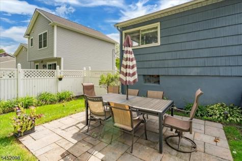 130 S Glenwood Road Fanwood NJ 07023