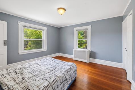 48 Laurel Avenue East Orange NJ 07017