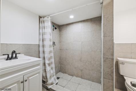 48 Laurel Avenue East Orange NJ 07017
