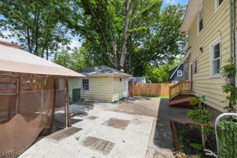 48 Laurel Avenue East Orange NJ 07017
