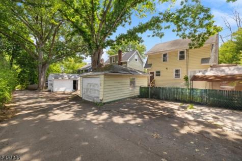48 Laurel Avenue East Orange NJ 07017