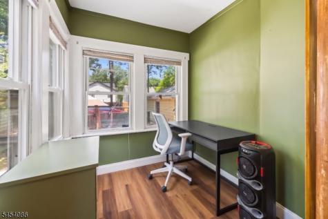 48 Laurel Avenue East Orange NJ 07017