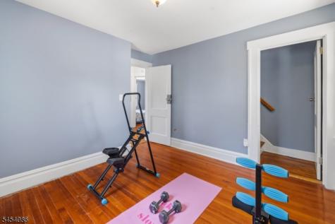 48 Laurel Avenue East Orange NJ 07017