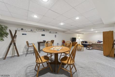 32 1ST Street Florham Park NJ 07932