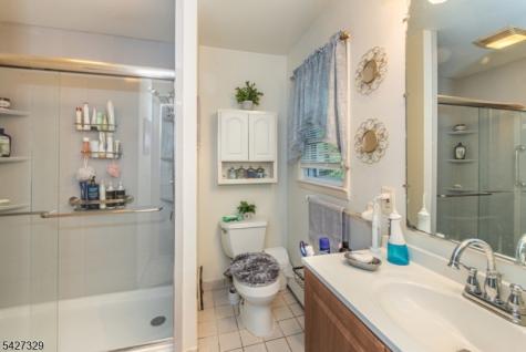 10 Evers Court Wayne NJ 07470