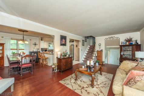 10 Evers Court Wayne NJ 07470