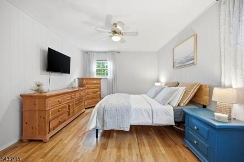 8 Nottingham Drive East Brunswick NJ 08816