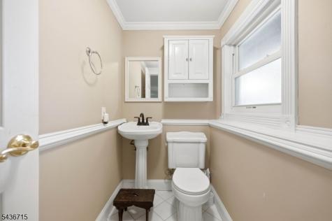 8 Nottingham Drive East Brunswick NJ 08816