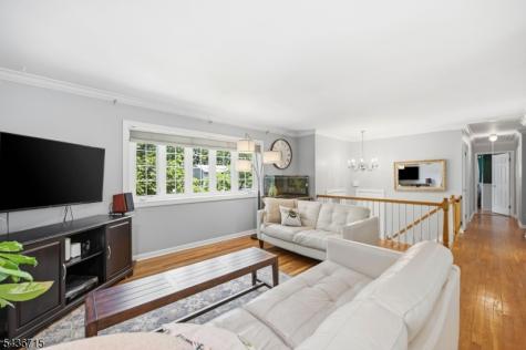 8 Nottingham Drive East Brunswick NJ 08816
