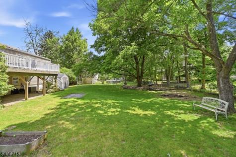 8 Nottingham Drive East Brunswick NJ 08816