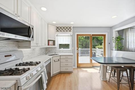 8 Nottingham Drive East Brunswick NJ 08816