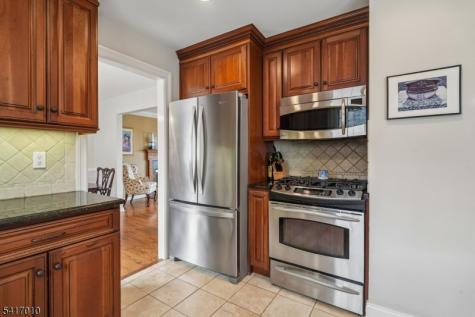 209 E Cedar Street Livingston NJ 07039