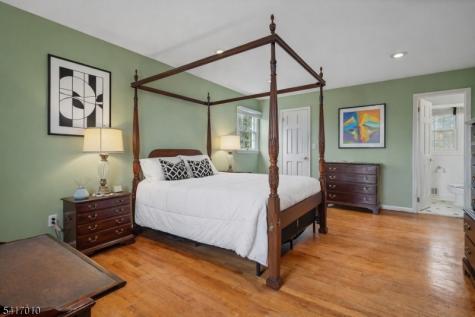 209 E Cedar Street Livingston NJ 07039
