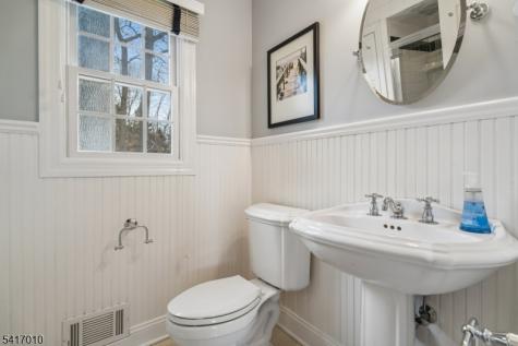 209 E Cedar Street Livingston NJ 07039