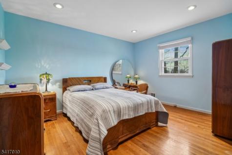 209 E Cedar Street Livingston NJ 07039