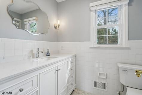 209 E Cedar Street Livingston NJ 07039