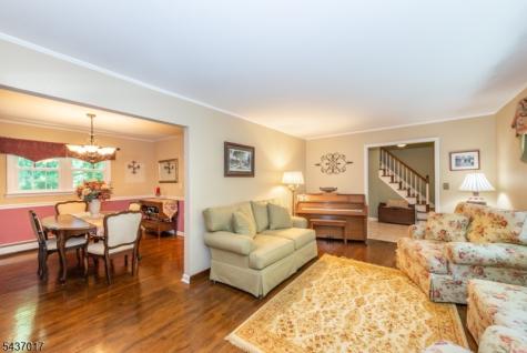 10 Brittany Road Roxbury NJ 07876