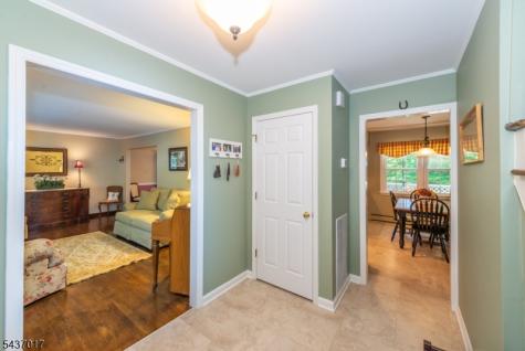 10 Brittany Road Roxbury NJ 07876