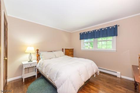 10 Brittany Road Roxbury NJ 07876
