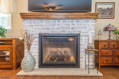 10 Brittany Road Roxbury NJ 07876