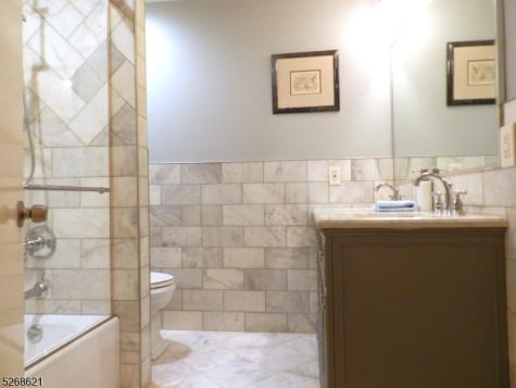 18 Stone Drive West Orange NJ 07052