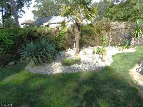 18 Stone Drive West Orange NJ 07052