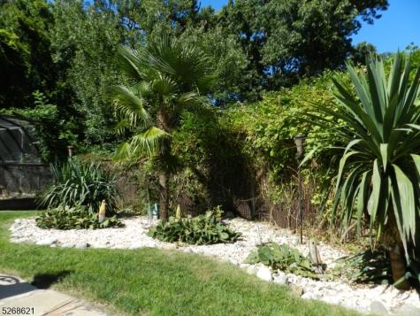 18 Stone Drive West Orange NJ 07052