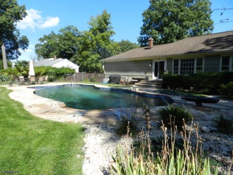 18 Stone Drive West Orange NJ 07052