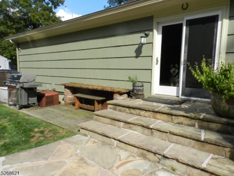 18 Stone Drive West Orange NJ 07052