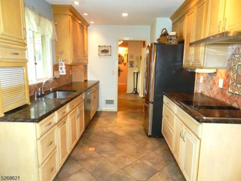 18 Stone Drive West Orange NJ 07052