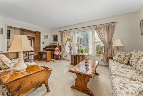 14 Ramsey Road Clinton NJ 08833