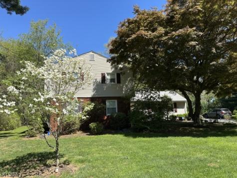 14 Ramsey Road Clinton NJ 08833